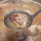 河海鲜都很棒，红糖糍粑吃起来糯糯的，一口一个