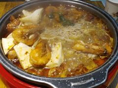 -吉吉向上炭烤鸡肉煲(大学城店)