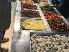-食里香自助快餐(香槟小镇店)