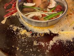 -山城年华老火锅(玉林店)