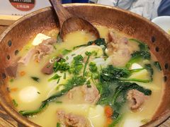 不辣骨汤-成都你六姐·牛肉冒菜(上海环宇荟店)