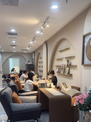 -花系美·美甲美睫精品店