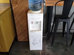 -水平有限螺蛳粉(宏达大厦店)