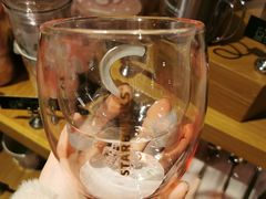 -星巴克(静安嘉里中心B2店)