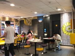 用餐区-麦当劳(杭州东站高铁店)