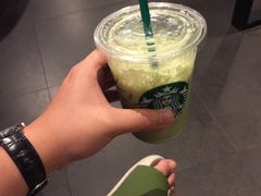 抹茶拿铁-星巴克(夏日百货店)