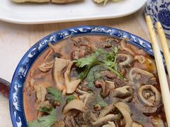 -白老大羊杂碎稍麦