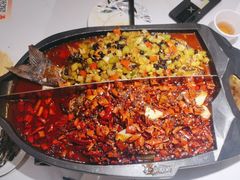 怪味-江边城外烤全鱼(龙德广场店)