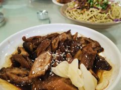 -老鼎万春卤菜(五代传承创始老店)