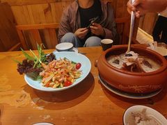 -老滇山寨•云南特色菜•地方菜•民族风情歌舞表演(金碧店)