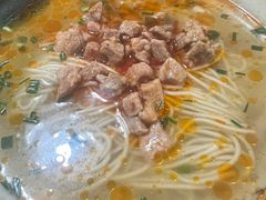 -黄阿姨锅贴大王(万航渡路店)