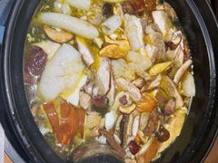 -一朵菌·野生菌探索家火锅(南亚店)