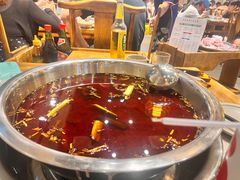 -肖肖酸萝卜鱼火锅(总店)