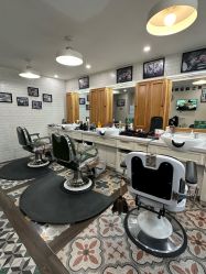 -韦恩先生Barbershop英式男士理发馆