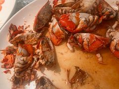 -黄浦江游览十六铺3号码头网红自助餐