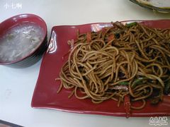 黑椒牛柳炒莜面-六乃喜(北园大街)
