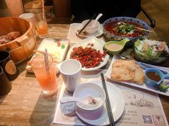 -胡桃里音乐酒馆(环亚凯瑟琳广场店)