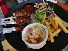 -Carbon莫卡哆·意大利复古集市餐厅(杭州大厦店)