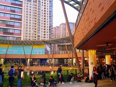 -瑞虹新天地月亮湾