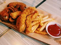 三味小吃拼盘-必胜客(大观天地店)