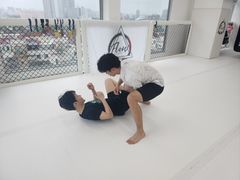 -Flow巴西柔术拳击泰拳馆