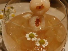 荔枝白茶-théATRE 茶聚场(王府中環店)