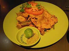 -大头虾越式风味餐厅(光明广场店)