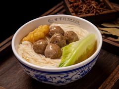 -甘掌门·化州驰名牛杂粉(越秀店)