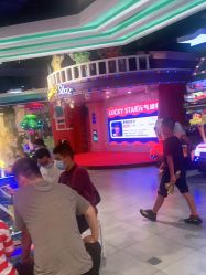 -LuckyStar幸运星家庭娱乐中心(东莞国贸店)