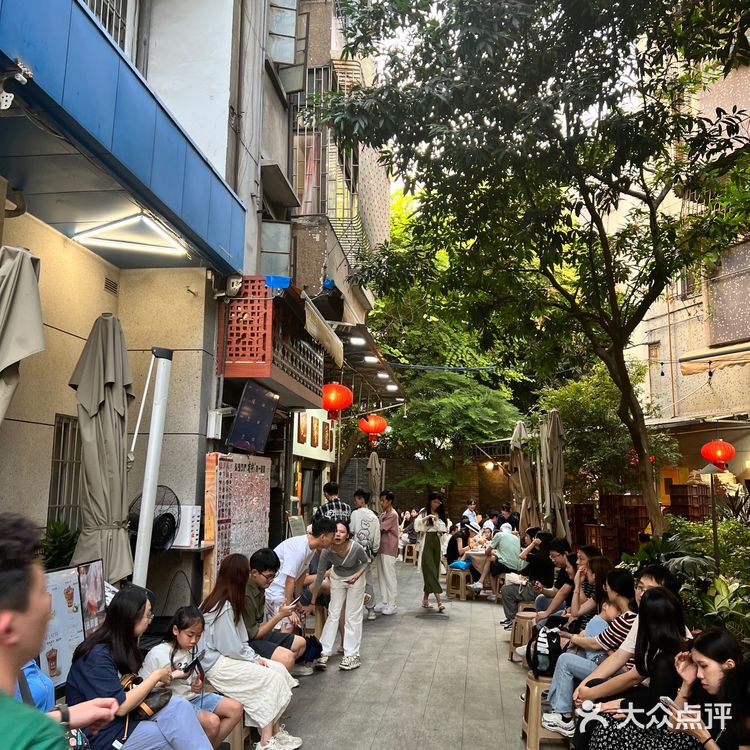 老佛山老字号|排长队的“有记餐厅”