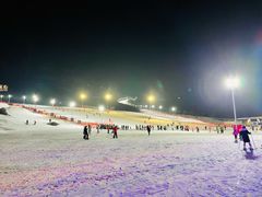 -鳌山滑雪度假区