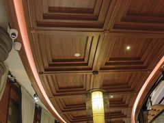 -八府香鸭·啫啫煲(华山路店)