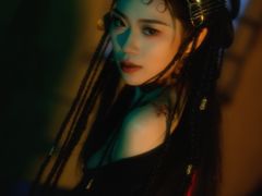 -九月鹰飞汉服摄影工作室