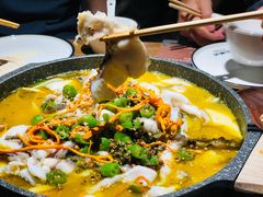 -山城外·非遗酸菜鱼(财富中心店)