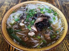 -正宗李家土鸡米线店