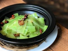 青笋煲-马仕玖煲·融合菜·酥不腻烤鸭(人大店)
