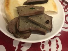 -秦香陕西食府(华贸天地店)