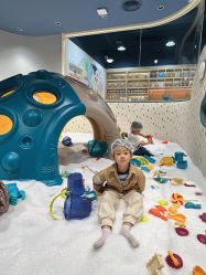 -奈尔宝家庭中心·亲子早教·派对餐厅(北京东坝万达店)