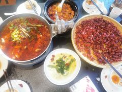 -万重锦·人文川菜馆(骡马市店)