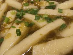 -石磨豆花家常菜·牦牛排土火锅