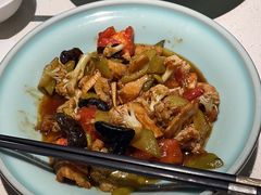 -聚友斋(陶瓷琉璃馆水晶街店)