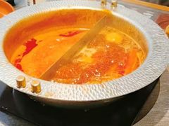 -牛YO寿喜烧·铁板烧和牛火锅自助(市府恒隆店)