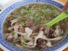 -泉儿头杂碎(杂碎师大店)