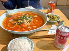 -酸小七(国华广场店)