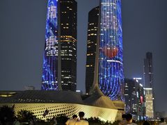 -南京眼步行桥