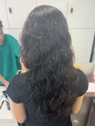 -镁连社·美联社