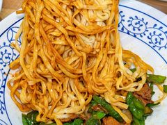 -李与白包子铺(桐梓林店)