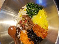 -梨花牛肉汤饭(仁恒伊势丹店)