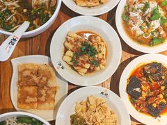 -湘人龙记老长沙米粉(鸟巢店)