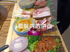 -明洞阿姨·韩式酱蟹烤肉·创意料理(三元桥店)